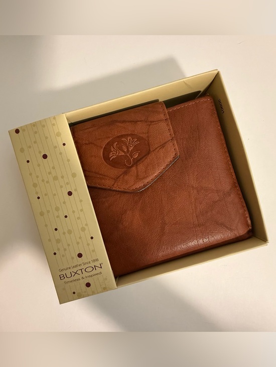 Buxton Handbags - Vintage Buxton Heiress Cardex Leather Wallet NWT Box Mahogany